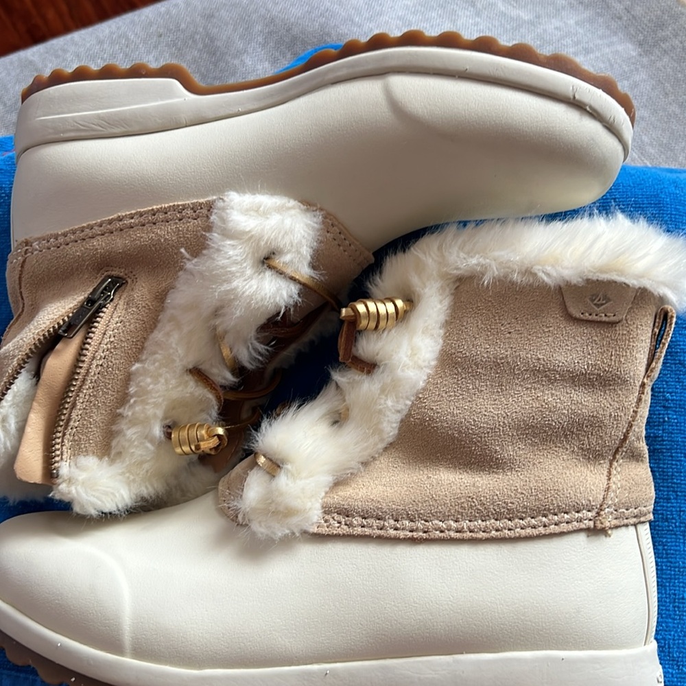 Sperry Winter Boots